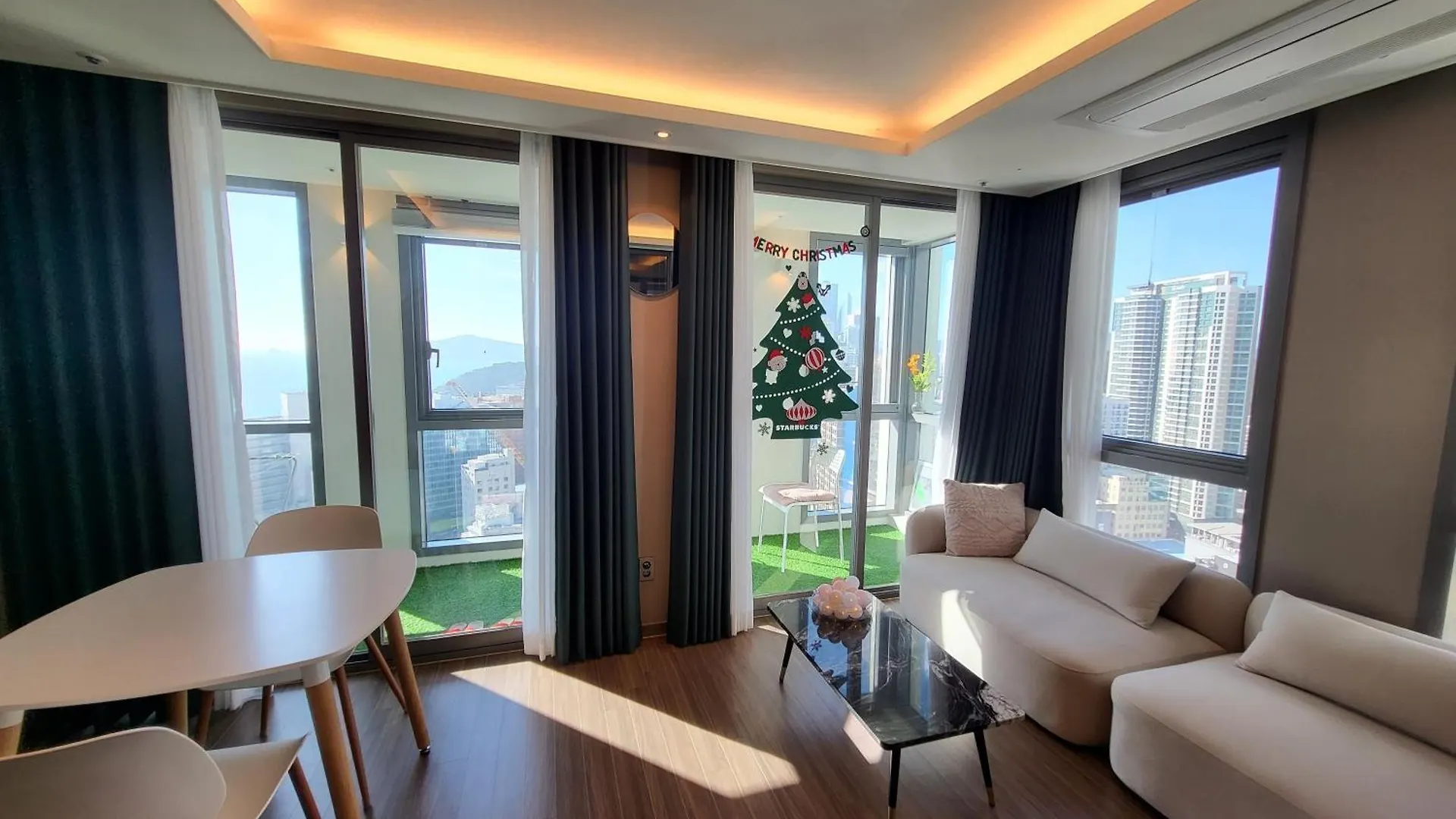 Elbon The Stay Haeundae Beach Ocean View Busan 0*,  South Korea